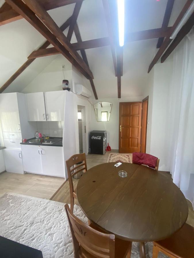 6 New River View Apartments Bihać Eksteriør billede