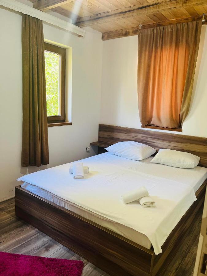 6 New River View Apartments Bihać Eksteriør billede