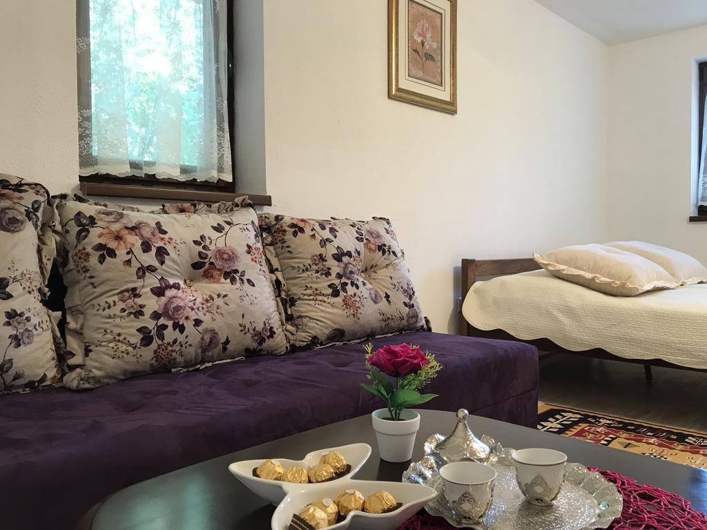 6 New River View Apartments Bihać Eksteriør billede
