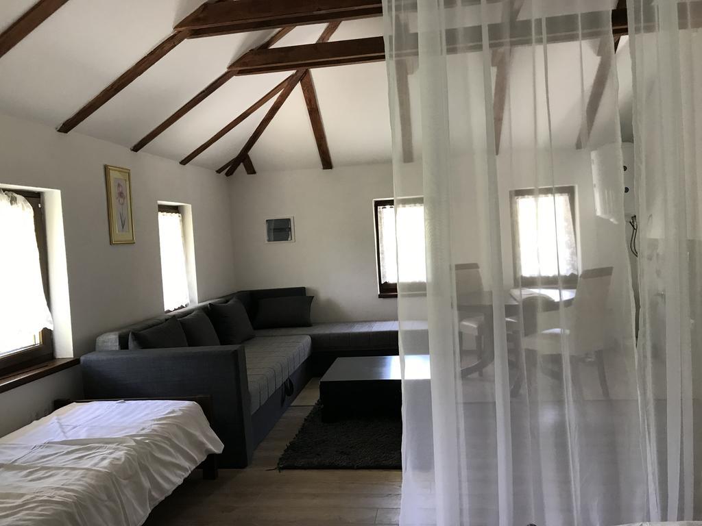 6 New River View Apartments Bihać Eksteriør billede