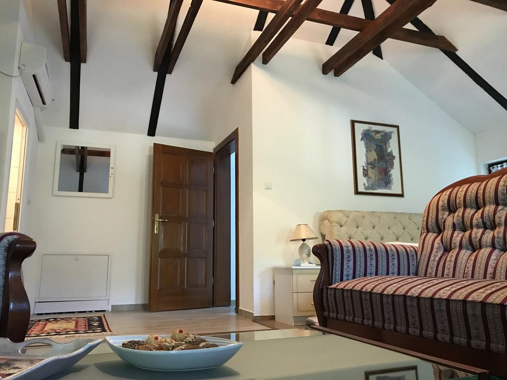 6 New River View Apartments Bihać Eksteriør billede