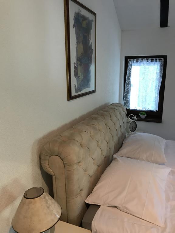 6 New River View Apartments Bihać Eksteriør billede